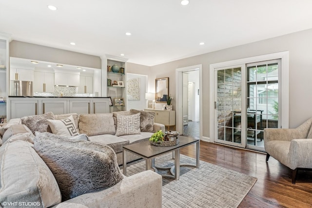 261 Woodstock Ave, Glen Ellyn, IL 60137 - living area featuring wood finished floors and recessed lighting
