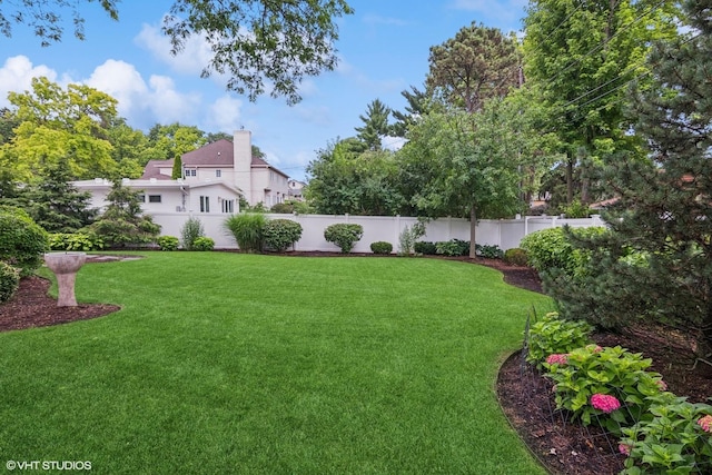 261 Woodstock Ave, Glen Ellyn, IL 60137 - view of fenced backyard