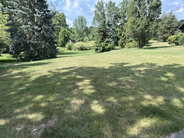 832 Oak Manor Dr, Marengo, IL 60152