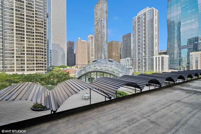 400 E Randolph St Unit 826, Chicago, IL 60601 - wooden terrace with a view of skyline