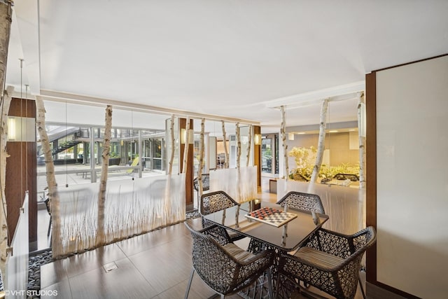 400 E Randolph St Unit 826, Chicago, IL 60601 - dining space with healthy amount of natural light