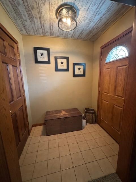 1312 S Vermillion St, Streator, IL 61364 - photo 8