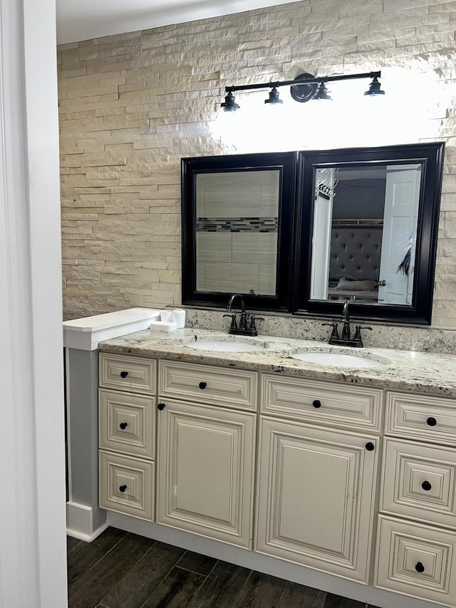 2472 Worthington Dr, Aurora, IL 60506 - full bath featuring double vanity and wood finished floors