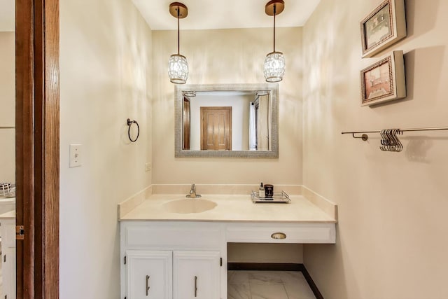 421 Creekside Ct, Willowbrook, IL 60527 - photo 22