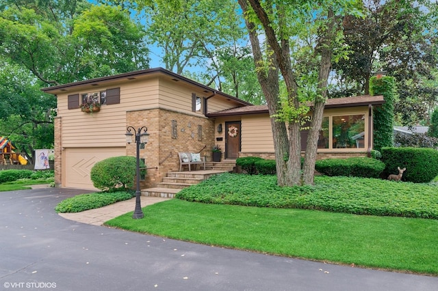 1622 Village Green Ct, Deerfield, IL 60015 - photo 1