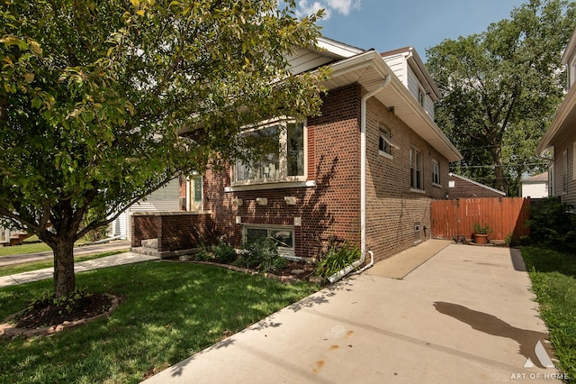 4155 S Eberly Rd, Brookfield, IL 60513 - photo 1