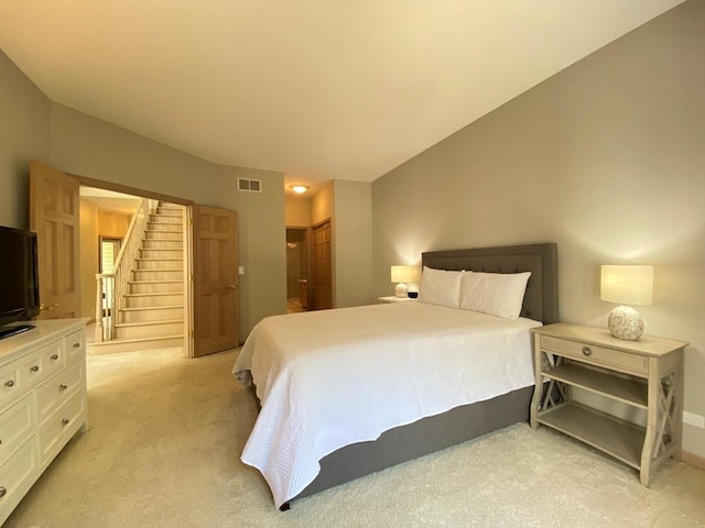 1920 Waverly Cir, Saint Charles, IL 60174 - bedroom featuring light carpet