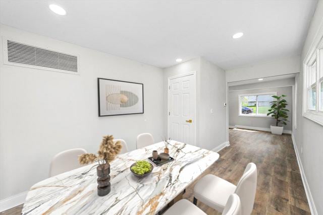 1326 N Poplar Ave, Round Lake Beach, IL 60073 - dining room featuring wood finished floors and recessed lighting