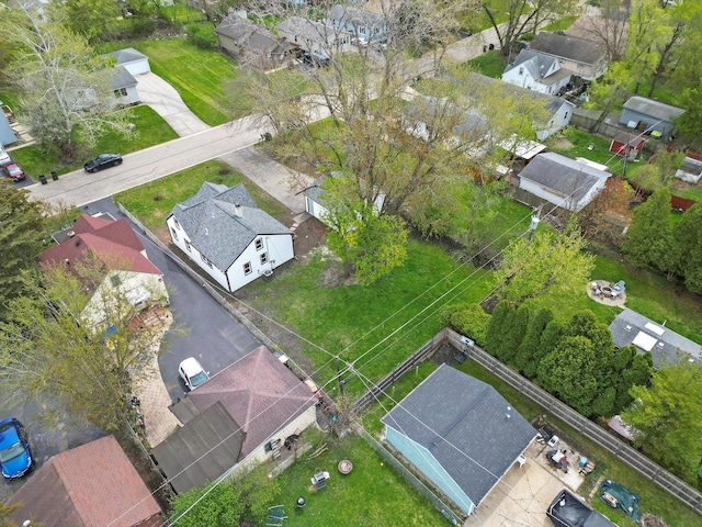 1326 N Poplar Ave, Round Lake Beach, IL 60073 - aerial view of property and surrounding area featuring nearby suburban area
