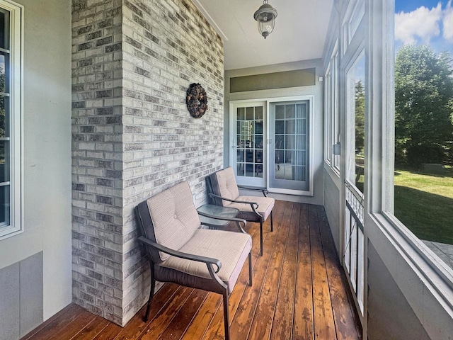 807 Wedgewood Ct, Lindenhurst, IL 60046 - view of sunroom / solarium