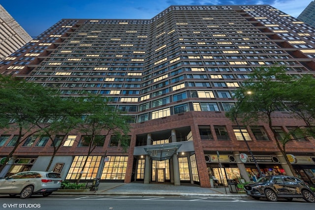 211 E Ohio St Unit 1825, Chicago, IL 60611 - view of building exterior