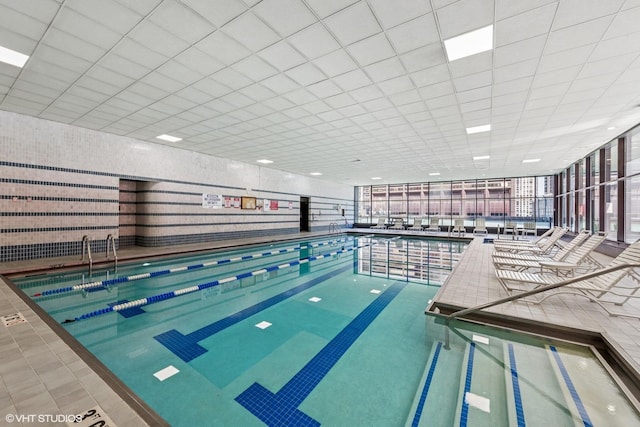 211 E Ohio St Unit 1825, Chicago, IL 60611 - view of indoor community pool