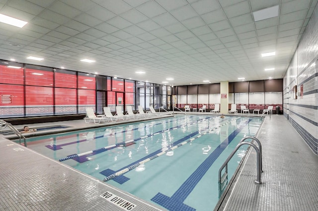 211 E Ohio St Unit 1825, Chicago, IL 60611 - view of indoor community pool
