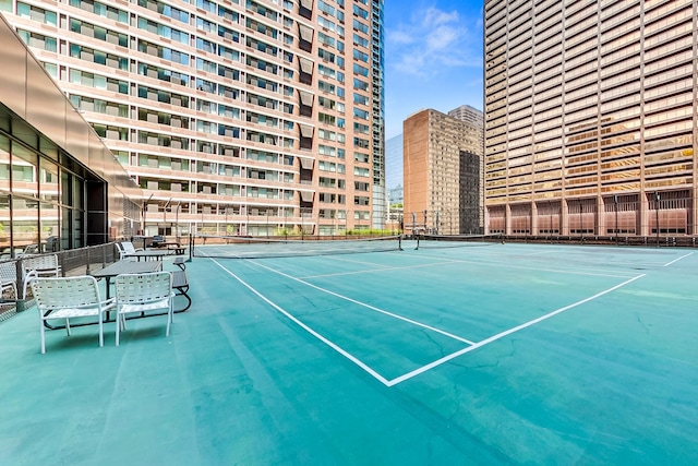 211 E Ohio St Unit 1825, Chicago, IL 60611 - view of tennis court with a city view