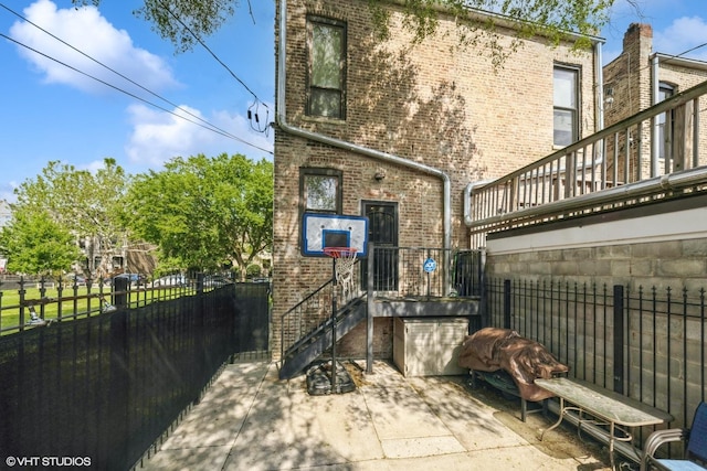 4456 S Berkeley Ave, Chicago, IL 60653 - view of patio