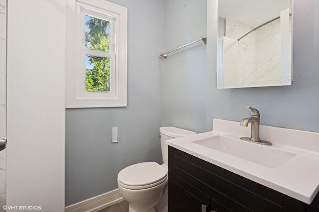 2543 Crawford Ave, Evanston, IL 60201 - full bathroom with vanity and toilet