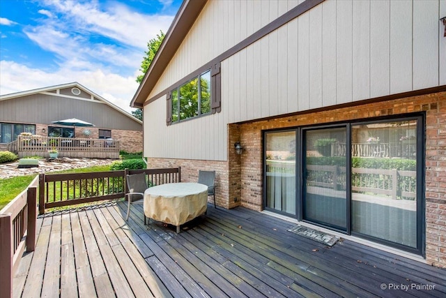 81 Castle Rock Ln, Bloomingdale, IL 60108 - view of wooden deck