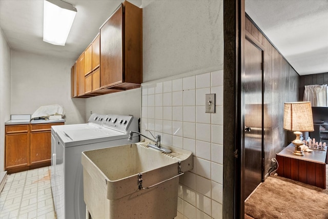 9160 S 88th Ct, Hickory Hills, IL 60457 - laundry room featuring cabinet space, washing machine and dryer, and tile walls