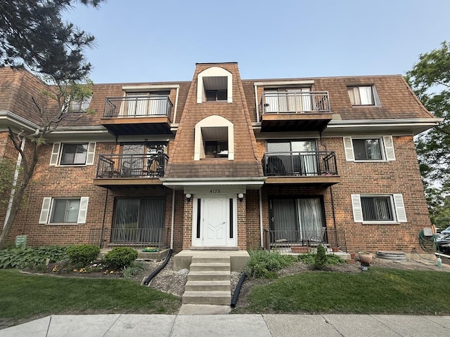 4170 Cove Ln Unit 2B, Glenview, IL 60025 - photo 1