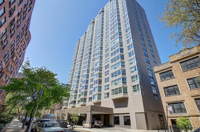 720 W Gordon Ter Unit 6J, Chicago, IL 60613 - view of apartment building / complex