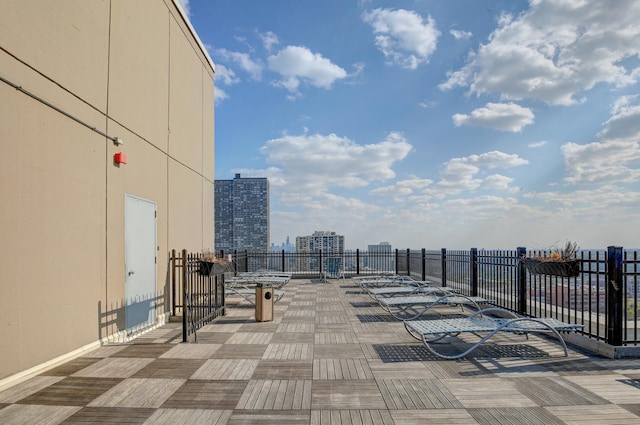 720 W Gordon Ter Unit 6J, Chicago, IL 60613 - view of patio / terrace