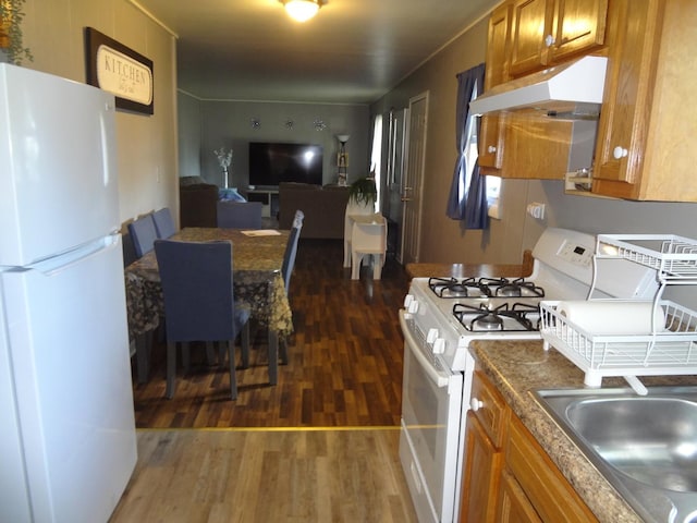 2114 Tepee Ave, Carpentersville, IL 60110 - photo 2