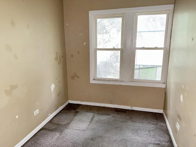663 W 117th Pl, Chicago, IL 60628 - carpeted spare room featuring baseboards