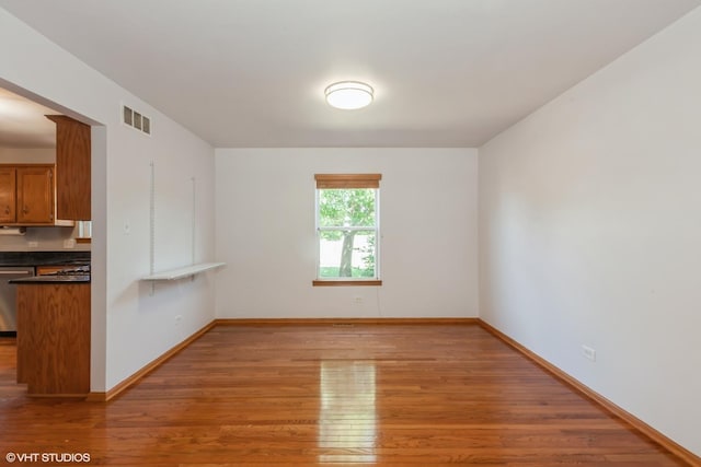 4705 Peacock Ln, Plainfield, IL 60586 - unfurnished room featuring light wood-type flooring and baseboards