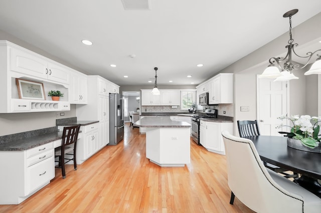 4012 Demaret Ct, Woodridge, IL 60517 - photo 4