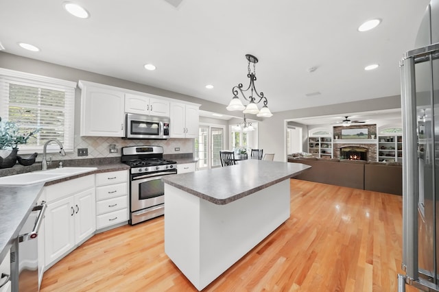 4012 Demaret Ct, Woodridge, IL 60517 - photo 6