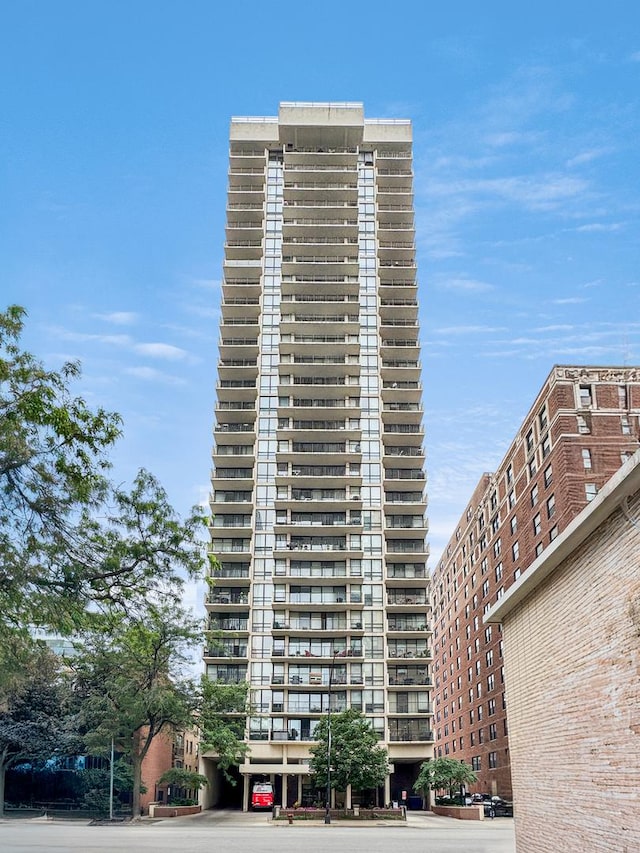 3150 N Sheridan Rd Unit 10C, Chicago, IL 60657 - view of property