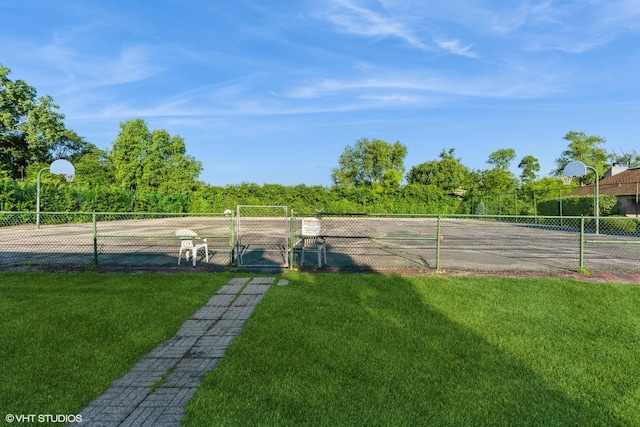 3341 Beacon St Unit 32, North Chicago, IL 60064 - view of yard