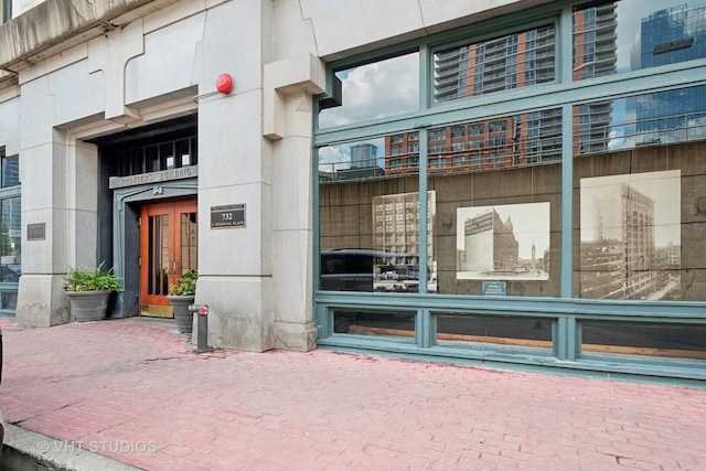 732 S Financial Pl Unit 202, Chicago, IL 60605 - entrance to property