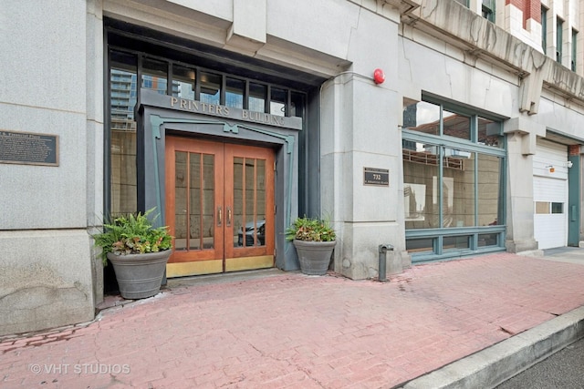 732 S Financial Pl Unit 202, Chicago, IL 60605 - view of exterior entry featuring french doors