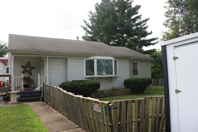 1 Elm Dr, Bethany, IL 61914 - bungalow-style home with roof with shingles