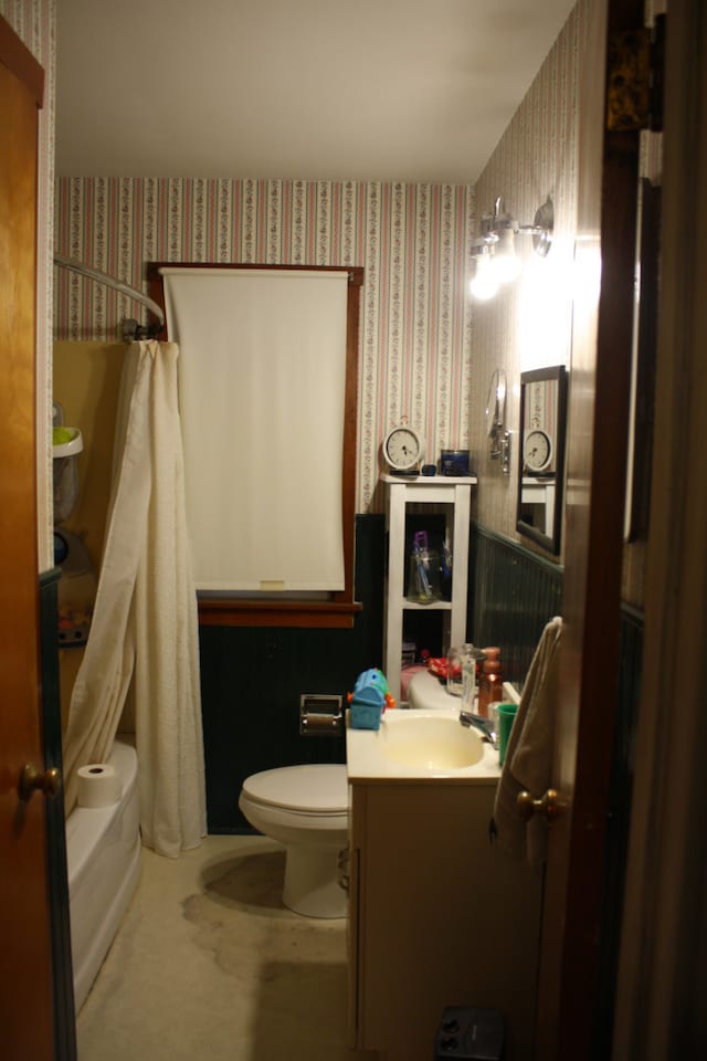 1 Elm Dr, Bethany, IL 61914 - bathroom with wallpapered walls and vanity