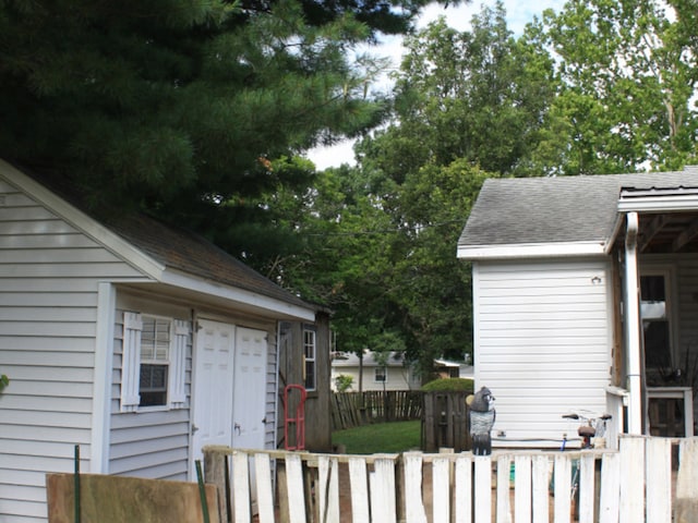 1 Elm Dr, Bethany, IL 61914 - view of yard