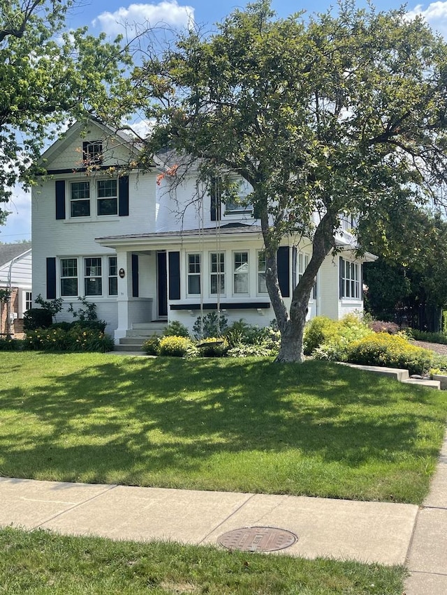 311 Wagner Rd, Northfield, IL 60093 - view of front of home featuring a front yard