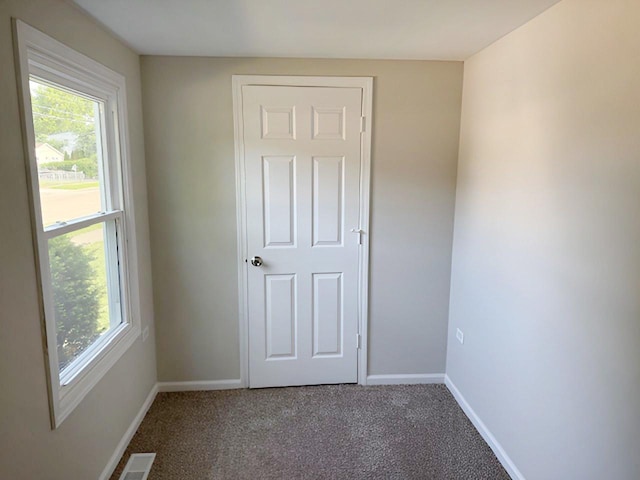 1023 N Elmwood Ave, Waukegan, IL 60085 - photo 13