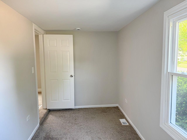1023 N Elmwood Ave, Waukegan, IL 60085 - photo 14