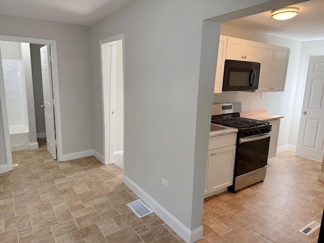 1023 N Elmwood Ave, Waukegan, IL 60085 - photo 17