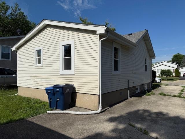 1023 N Elmwood Ave, Waukegan, IL 60085 - view of property exterior