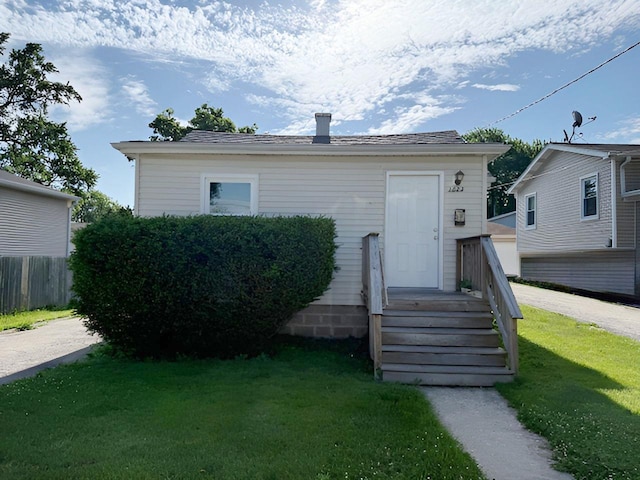 1023 N Elmwood Ave, Waukegan, IL 60085 - photo 34