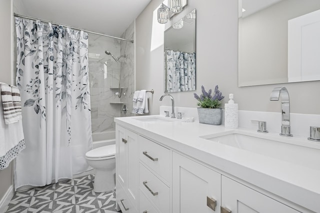 19466 W Aspen Dr, Mundelein, IL 60060 - full bath with double vanity and shower / bath combo with shower curtain