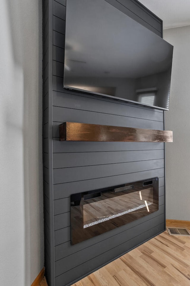 206 W N St, Leroy, IL 61752 - detailed view of a fireplace and wood finished floors