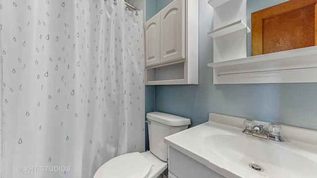 25333 W Richmond Ave, Antioch, IL 60002 - full bathroom featuring vanity and a shower with curtain