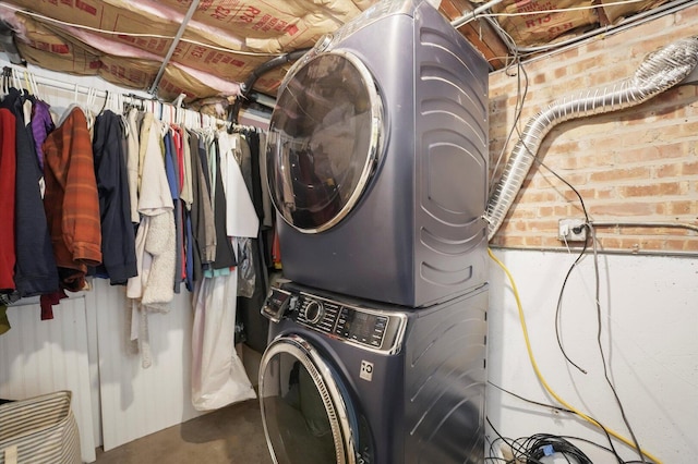 9451 Elm Ave, Mokena, IL 60448 - laundry area with estacked washer and dryer