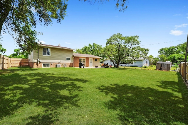 9451 Elm Ave, Mokena, IL 60448 - view of fenced backyard