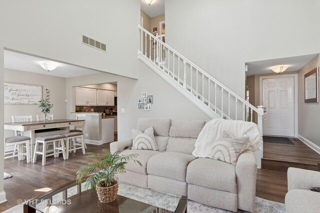 1062 Ridgefield Cir, Carol Stream, IL 60188 - photo 3