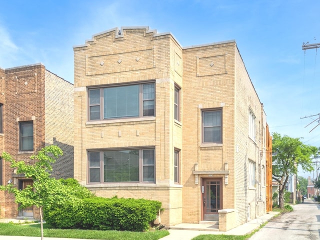 2614 W Lunt Ave, Chicago, IL 60645 - view of property